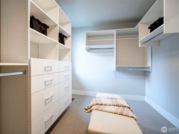 12818 NE 65th Lane, Kirkland WA 98033