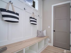 12818 NE 65th Lane, Kirkland WA 98033