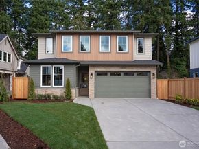 12818 NE 65th Lane, Kirkland WA 98033