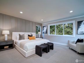 12818 NE 65th Lane, Kirkland WA 98033