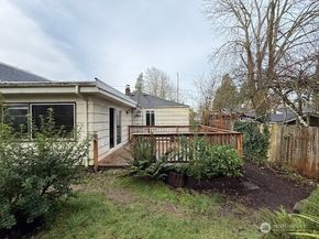 12018 Sand Point Way NE, Seattle WA 98125