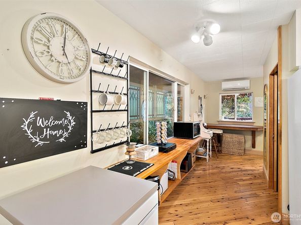 15226 26th Avenue SW, Burien WA 98166