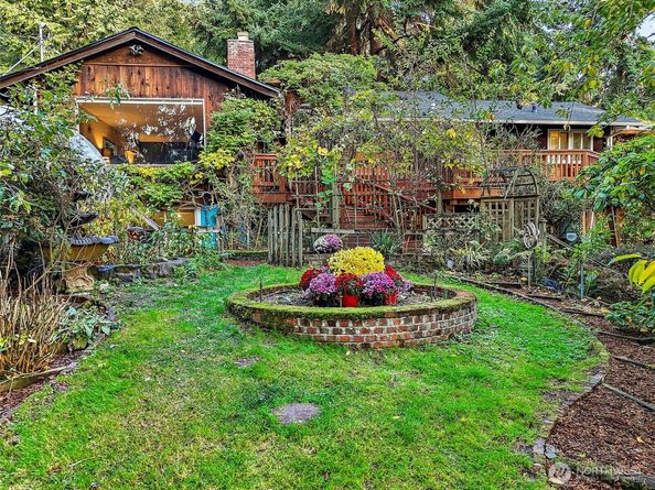 15226 26th Avenue SW, Burien WA 98166