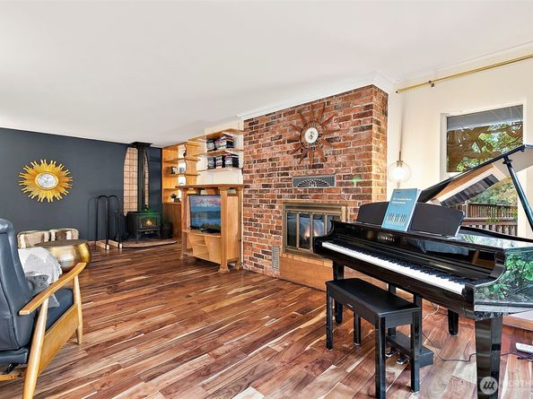 15226 26th Avenue SW, Burien WA 98166