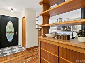 15226 26th Avenue SW, Burien WA 98166