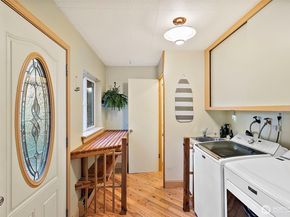 15226 26th Avenue SW, Burien WA 98166