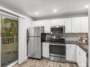 16101 Bothell Everett Highway J3, Mill Creek WA 98012