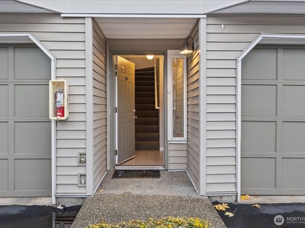 16101 Bothell Everett Highway J3, Mill Creek WA 98012