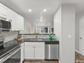 16101 Bothell Everett Highway J3, Mill Creek WA 98012