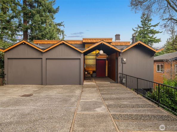 6620 57th Avenue NE, Seattle WA 98115