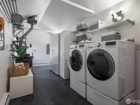 6620 57th Avenue NE, Seattle WA 98115