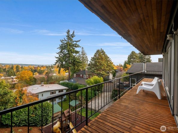 6620 57th Avenue NE, Seattle WA 98115