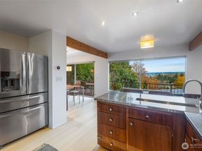 6620 57th Avenue NE, Seattle WA 98115