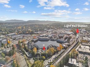 6 Lake Bellevue Drive 211, Bellevue WA 98005