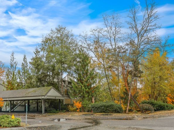 6 Lake Bellevue Drive 211, Bellevue WA 98005