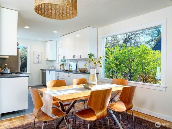 9016 Corliss Avenue N, Seattle WA 98103