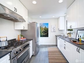 9016 Corliss Avenue N, Seattle WA 98103