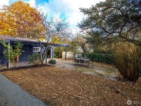 9016 Corliss Avenue N, Seattle WA 98103