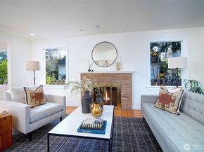 9016 Corliss Avenue N, Seattle WA 98103