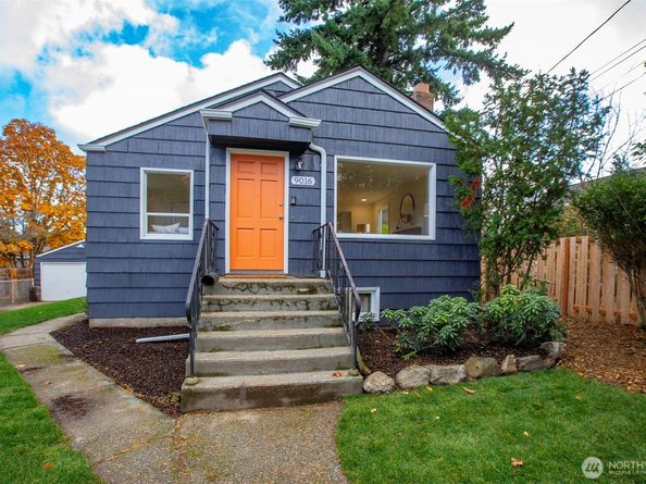 9016 Corliss Avenue N, Seattle WA 98103