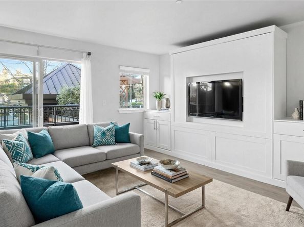 1125 E Olive Street 212, Seattle WA 98122