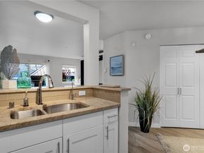 1125 E Olive Street 212, Seattle WA 98122