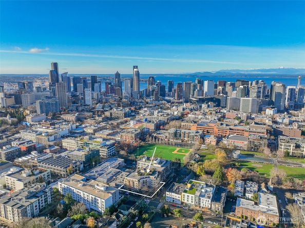 1125 E Olive Street 212, Seattle WA 98122