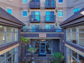 1125 E Olive Street 212, Seattle WA 98122