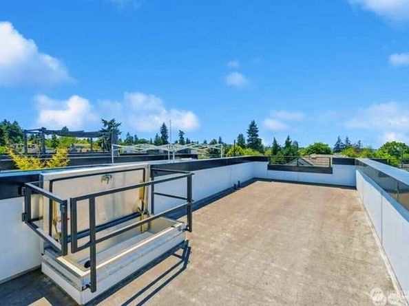 604 NW 77th Street D, Seattle WA 98117