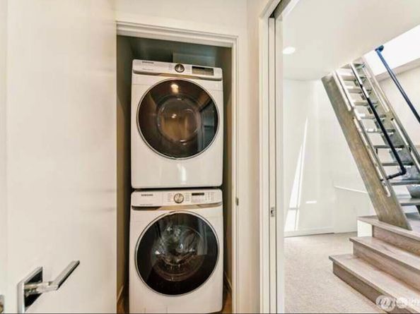 604 NW 77th Street D, Seattle WA 98117