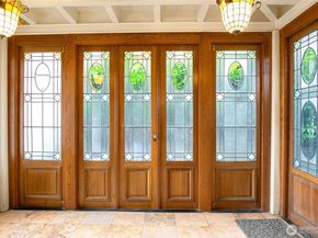 1220 10th Avenue E, Seattle WA 98102