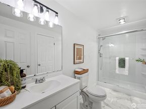 707 N 130th B204, Seattle WA 98133