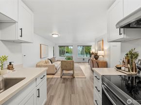 707 N 130th B204, Seattle WA 98133