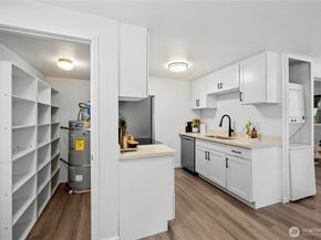 707 N 130th B204, Seattle WA 98133