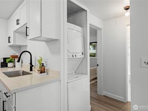 707 N 130th B204, Seattle WA 98133