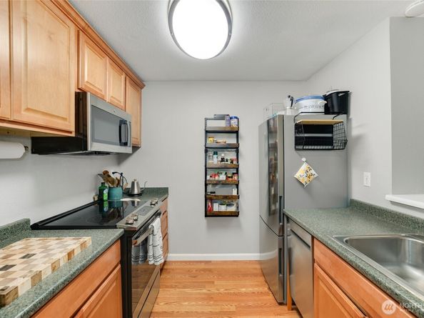 17535 150th Court SE N1, Renton WA 98058