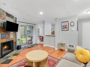 17535 150th Court SE N1, Renton WA 98058