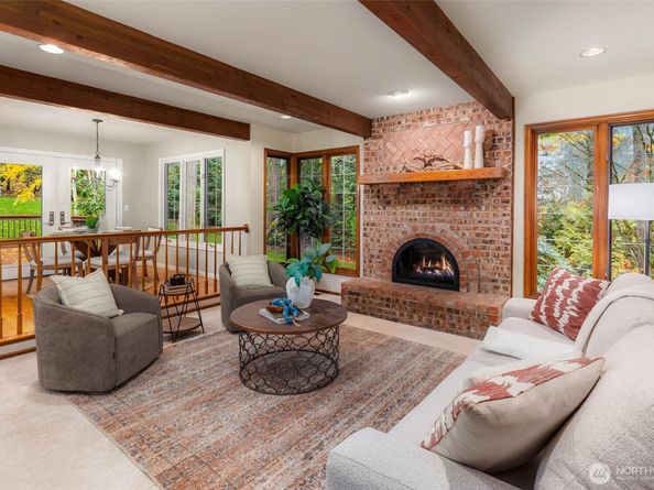 16424 NE 169th Place, Woodinville WA 98072