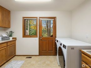 16424 NE 169th Place, Woodinville WA 98072