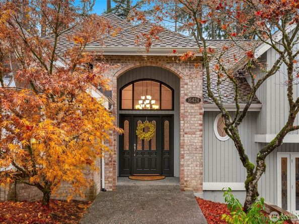 16424 NE 169th Place, Woodinville WA 98072