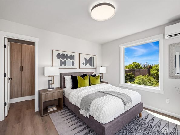 2817 Franklin Avenue E A, Seattle WA 98102