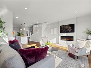 16823 Alder Way E8, Lynnwood WA 98037