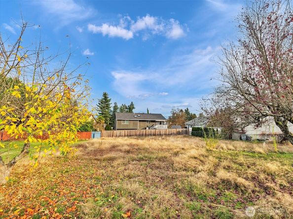 7723 Cascade Drive, Everett WA 98203