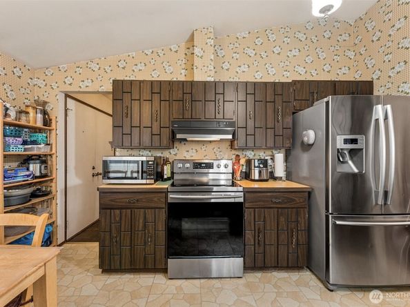 34609 4th Place S, Federal Way WA 98003