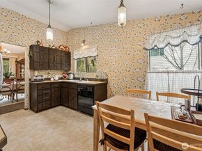 34609 4th Place S, Federal Way WA 98003