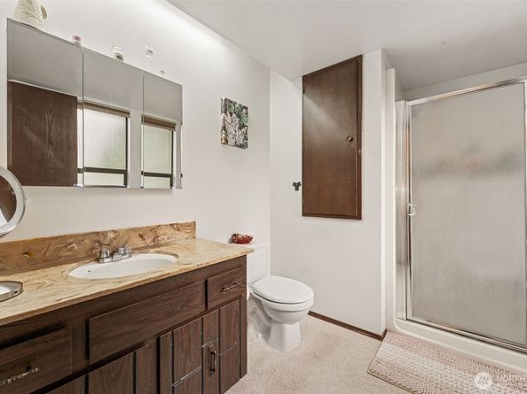 34609 4th Place S, Federal Way WA 98003