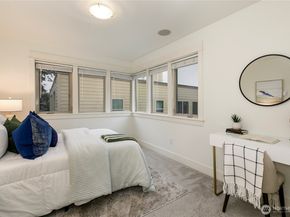 2817 14th Avenue W A, Seattle WA 98119