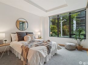 2716 Elliot Avenue 301, Seattle WA 98121