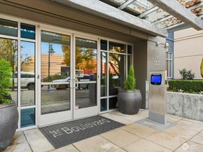 375 Kirkland Avenue 108, Kirkland WA 98033