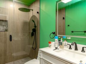 25916 14th Place S, Des Moines WA 98198